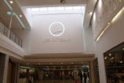 enseigne lumineuse galerie commerciale